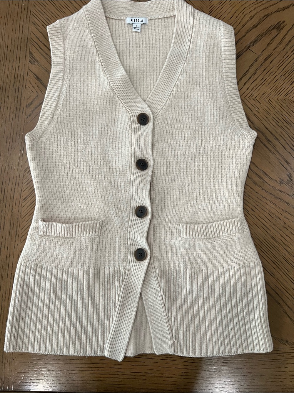 Beautiful Pistola cream sleeveless button-front  vest